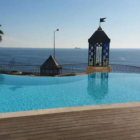 דירה Sea Escape - Live Over The Sea פארדס